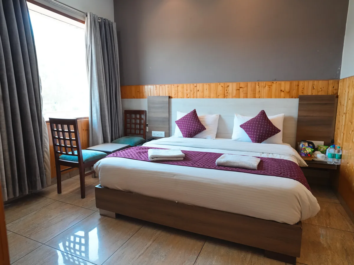 Deluxe Room at Hotel Kangra Rodeway Inn
